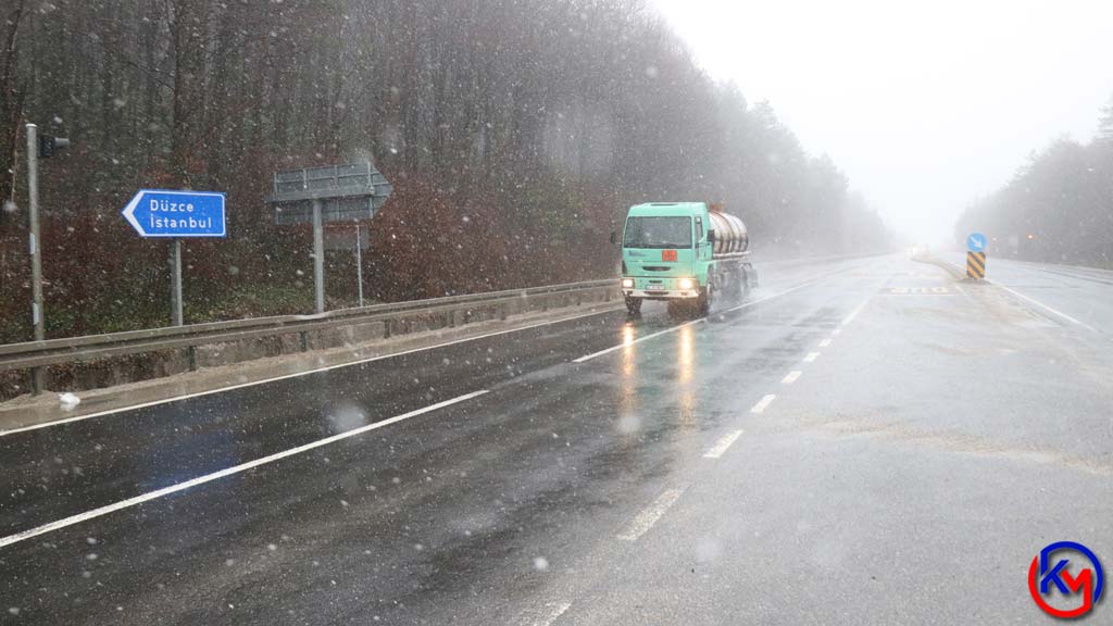 Bolu Dağı ’nda Kar Yağışı Başladı