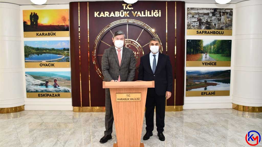 Kazakistan Büyükelçisi Saparbekuly, Vali Gürel ile Görüştü