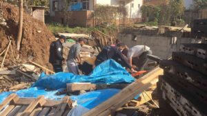 ZONGULDAK’IN EREĞLİ İLÇESİNDE İNŞAATTA ÇALIŞAN BİR İŞÇİ DENGESİNİ KAYBEDEREK 3