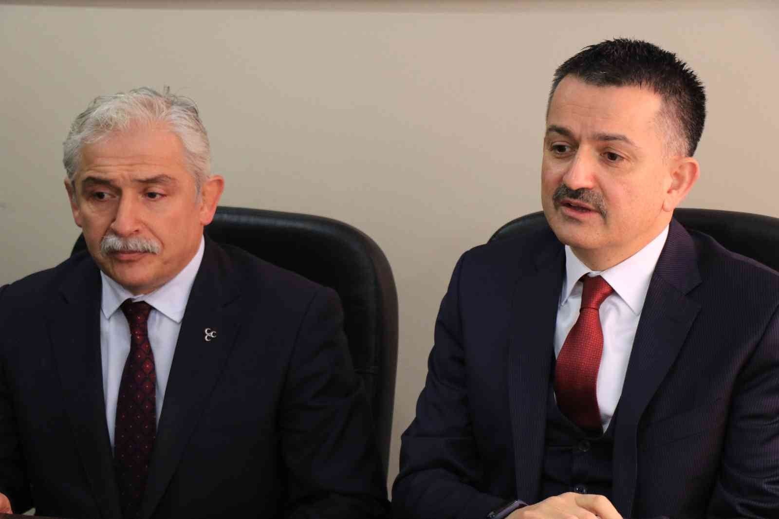 BAKAN BEKİR PAKDEMİRLİ MHP İL BAŞKANI VAROL DEMİRKÖSE'Yİ ZİYARET ETTİ