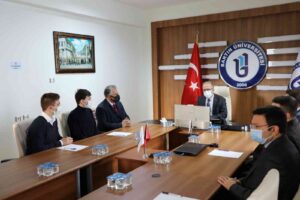 BARTIN ÜNİVERSİTESİ İLE BARTIN HASAN SABRİ ÇAVUŞOĞLU FEN LİSESİ ARASINDA