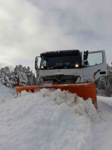 KASTAMONU’DA DÜN AKŞAM SAATLERİNDEN İTİBAREN ETKİLİ OLAN KAR YAĞIŞI SONRASINDA