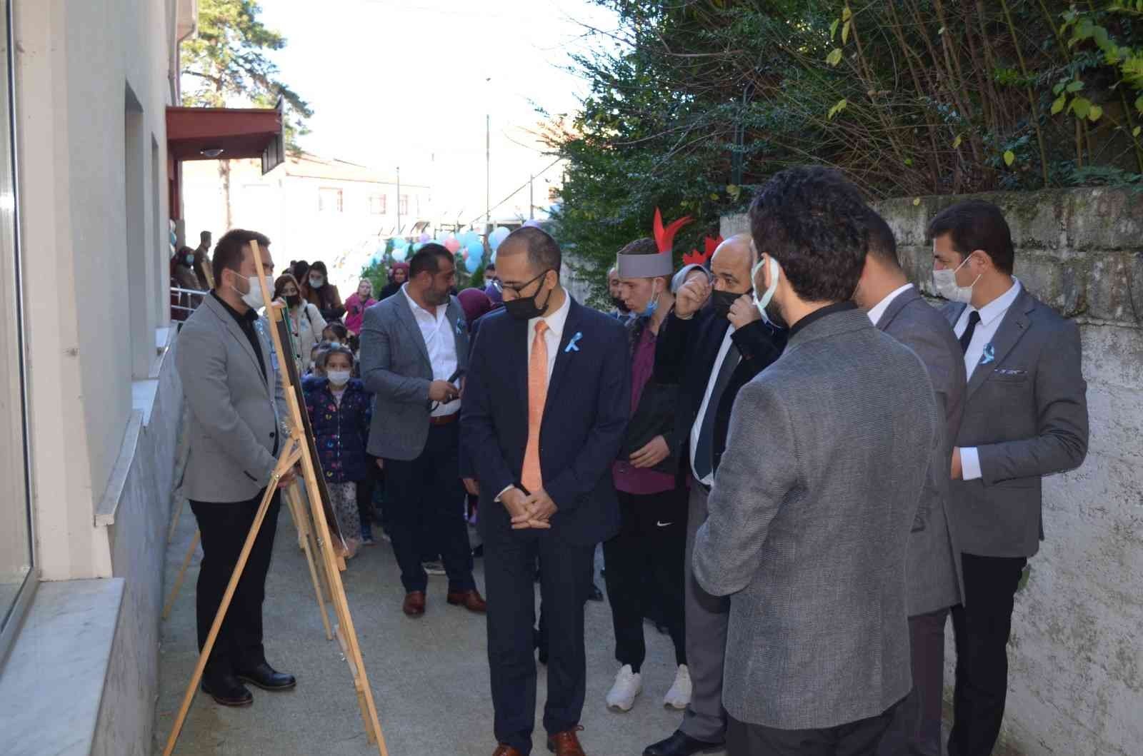 ZONGULDAK (İHA) - ALAPLI KAYMAKAMI VEDAT YILMAZ, ALAPLI ÖZEL EĞİTİM