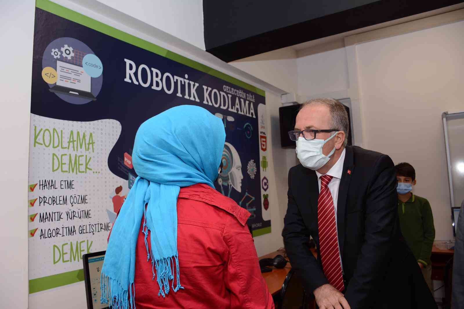 BARTIN ÜNİVERSİTESİ REKTÖRÜ PROF. DR. ORHAN UZUN, MEZUN OLDUĞU TRABZON’UN