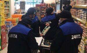 TOSYA BELEDİYESİ ZABITA MÜDÜRLÜĞÜ EKİPLERİNCE MARKETLERDE TEMEL GIDA VE İHTİYAÇ