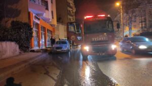 TOSYA’DA PARK HALİNDEKİ ARAÇ YANDI