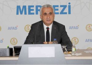 KASTAMONU VALİSİ AVNİ ÇAKIR, 143 KÖYÜN ELEKTRİKLERİNİN KESİK OLDUĞUNU, 50