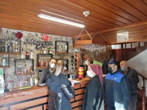 ZONGULDAK’IN EREĞLİ İLÇESİ BELEDİYESİ ZABITA MÜDÜRLÜĞÜ EKİPLERİ, YENİ YIL ÖNCESİ