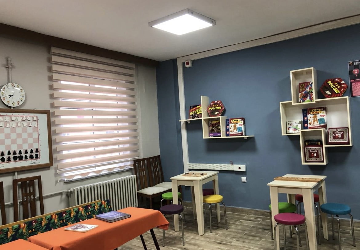 ZOKEV TARAFINDAN FULYA TURNA ANISINA GÖKÇEBEY KARAPINAR ORTAOKULU YAPTIRILAN ZEKÂ