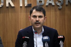 KARABÜK’TE AK PARTİ TEŞKİLATINI ZİYARET EDEN ÇEVRE, ŞEHİRCİLİK VE İKLİM