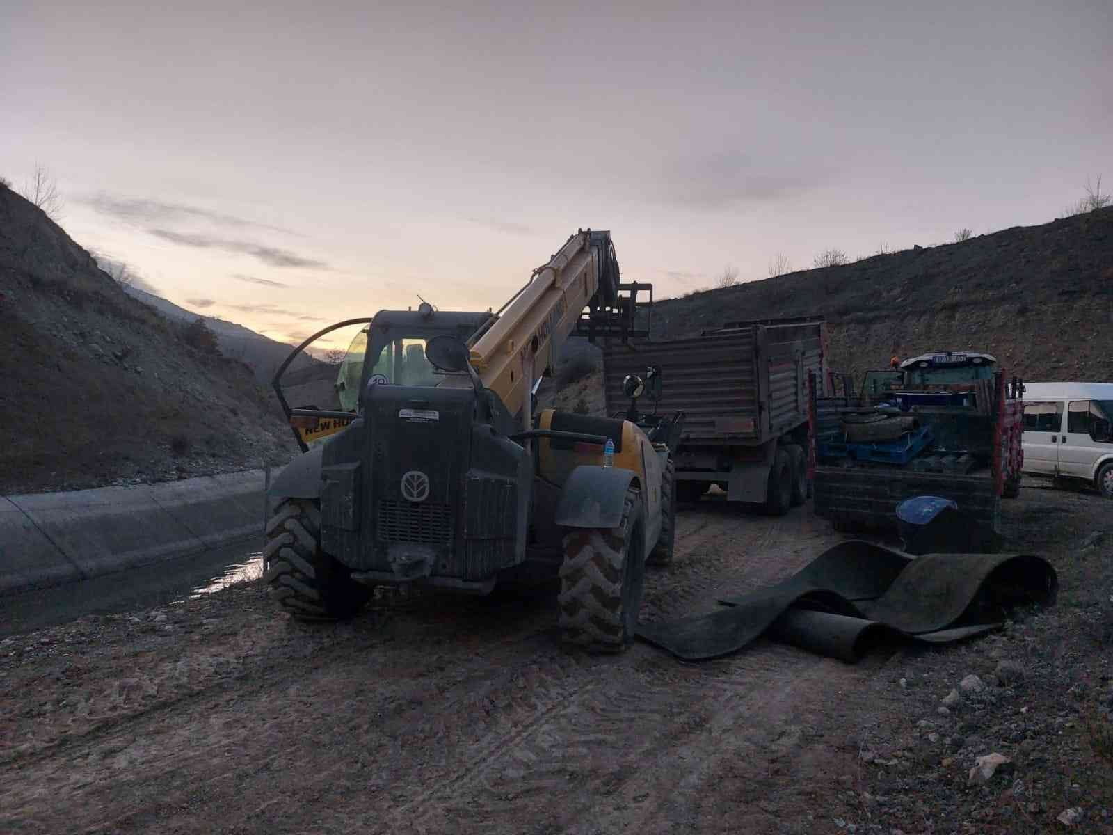 İŞLETMEYE AİT ÇALINAN YAKLAŞIK 6 TON DEMİR VE OLAYDA KULLANILAN