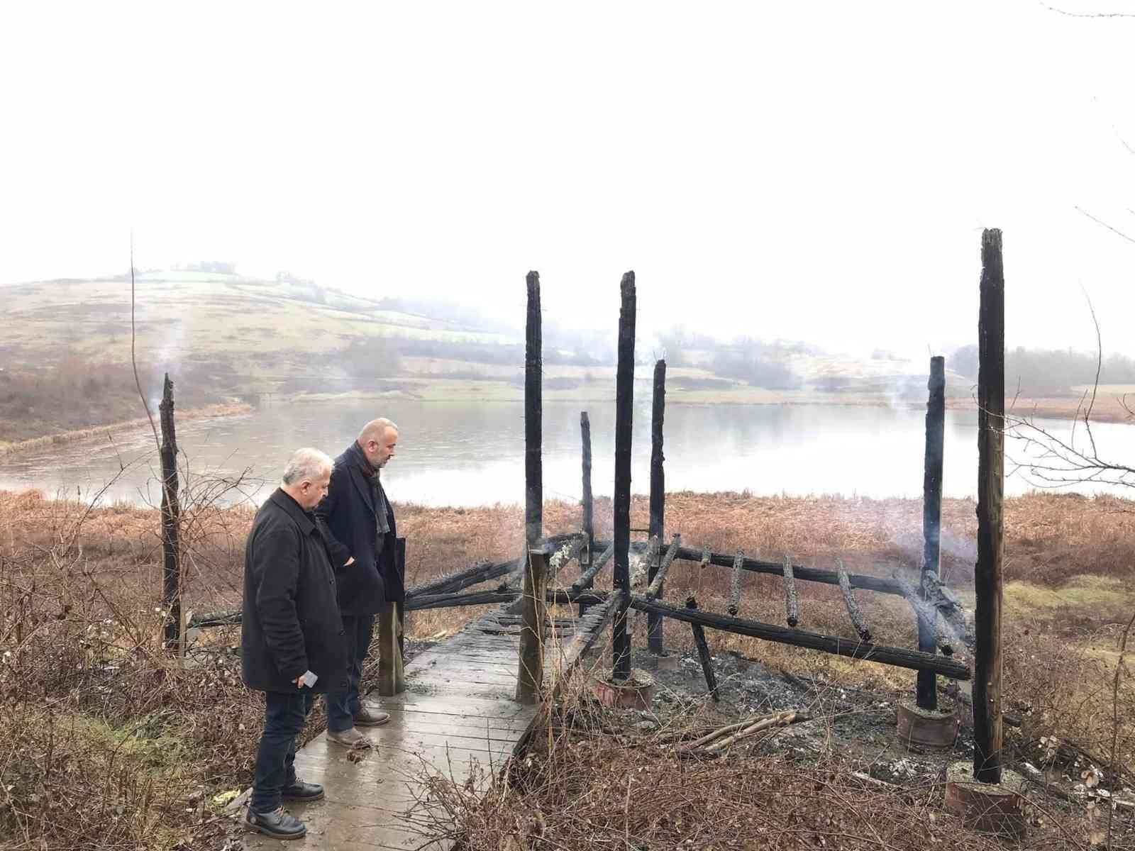 ZONGULDAK’IN ÇAYCUMA İLÇESİ KARAPINAR BELDESİNDE ÇOBANOĞLU GÖLETİ’ NDE KURULAN KUŞ