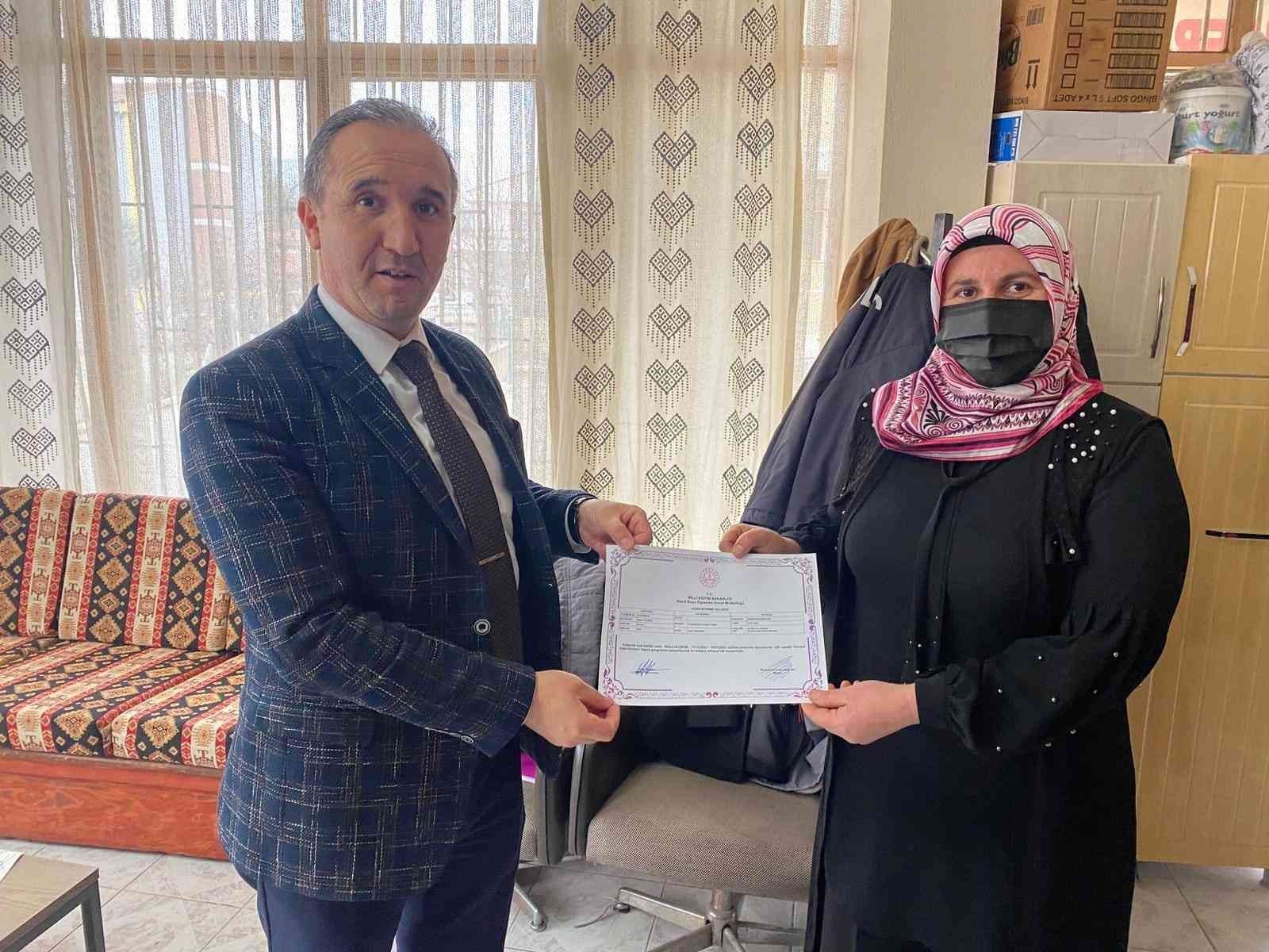 ASTAMONU’NUN HANÖNÜ İLÇESİNDE HALK EĞİTİMİ MERKEZİ VE  HANÖNÜ KADIN
