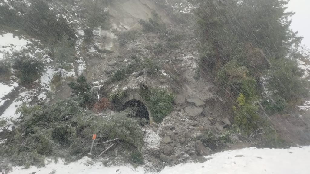 ZONGULDAK’IN KİLİMLİ İLÇESİNDE 202 MEVKİİNDE MEYDANA GELEN HEYELAN NEDENİYLE TREN