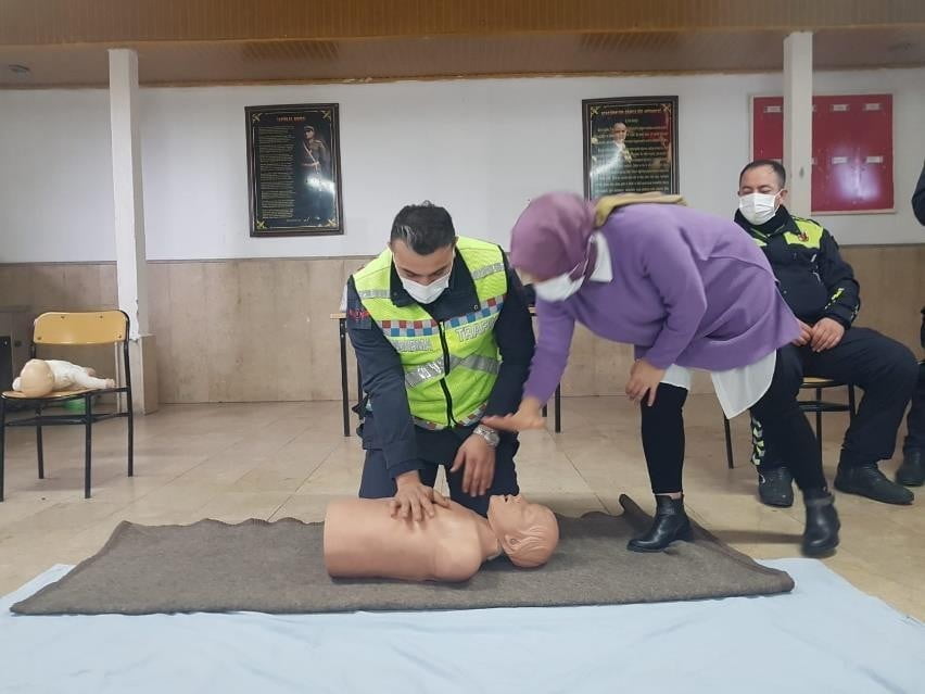 ZONGULDAK İL SAĞLIK MÜDÜRLÜĞÜ EKİPLERİ TARAFINDAN ZONGULDAK İL JANDARMA KOMUTANLIĞI
