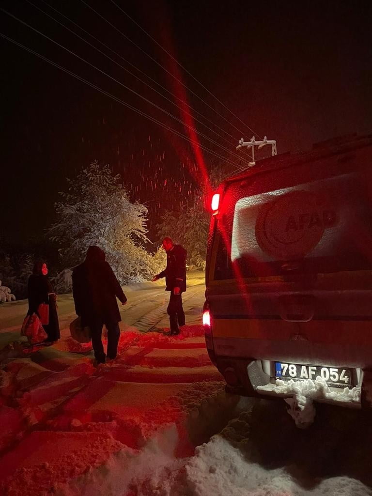 KARABÜK İL AFET VE ACİL DURUM MÜDÜRLÜĞÜ KAR YAĞIŞI SONRASI