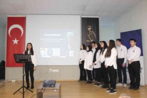 TÜRK EDEBİYATININ BÜYÜK İSMİ ‘’BU VATAN KİMİN’’ ŞİİRİYLE HAFIZLARDA YER