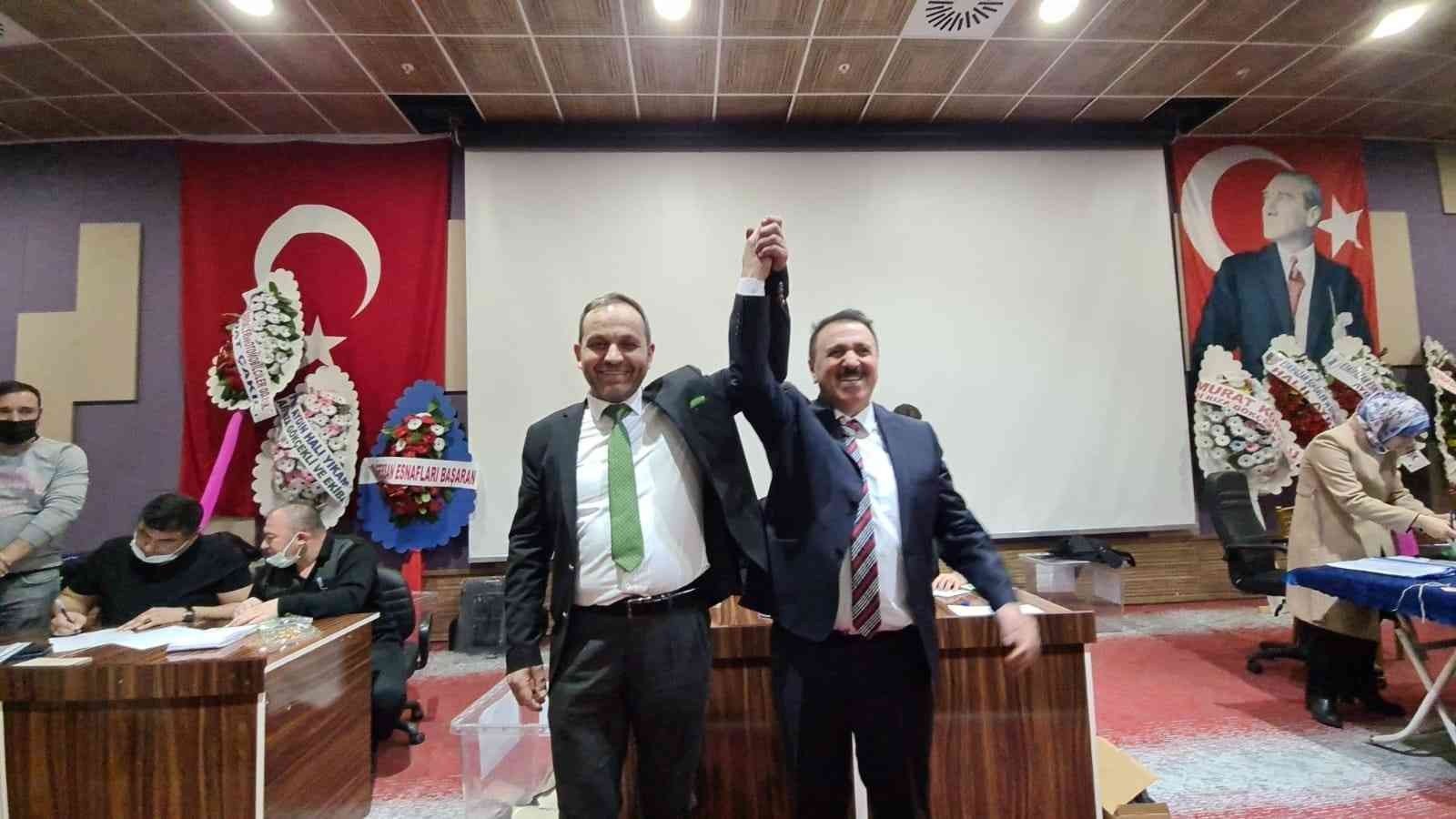 İKİ ADAYIN YARIŞTIĞI VE REKOR DÜZEYDE KATILIMIN SAĞLANDIĞI KARABÜK ESNAF