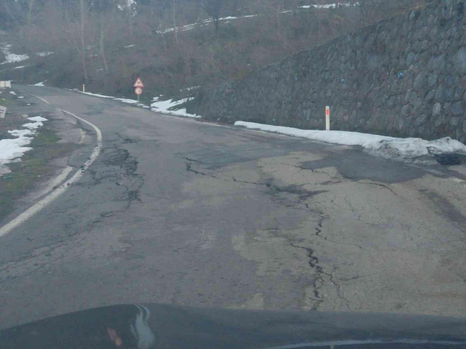 ZONGULDAK (İHA) - ZONGULDAK’IN ALAPLI İLÇESİ KAPTAŞ ORMANLI ULAŞIMI SAĞLAYAN