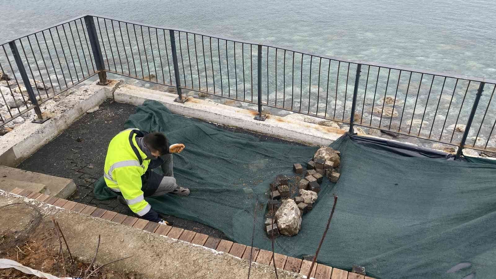 ZONGULDAK’TA CUMHURBAŞKANI RECEP TAYİP ERDOĞAN’IN AÇILIŞINI YAPTIĞI UZUNMEHMET CAMİSİNİN İSTİNAT