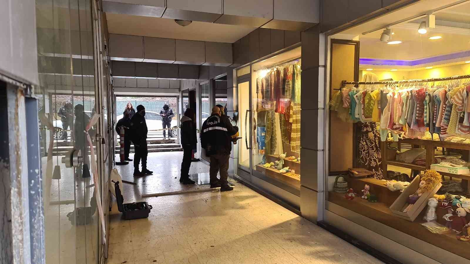 RABÜK’TE SABAHA KARŞI MEYDANA GELEN OLAYLARDA 3 İŞYERİNE GİREN BİR