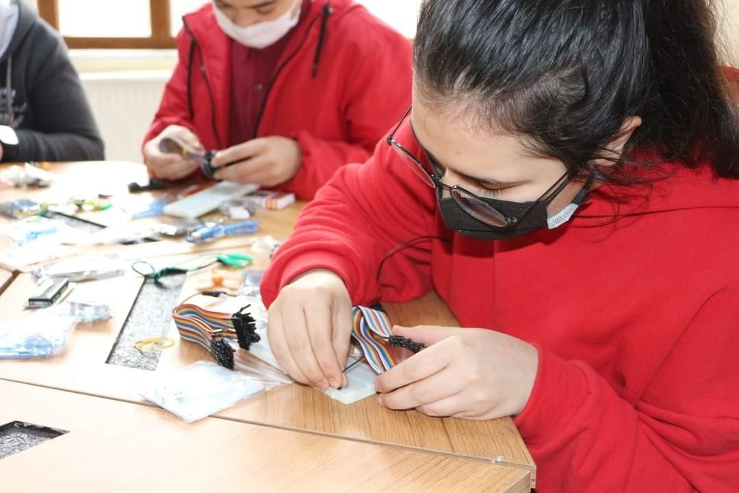 BARTIN ULUS APTİPAŞA BELDE ÇPL ÖGRENCİLERİ