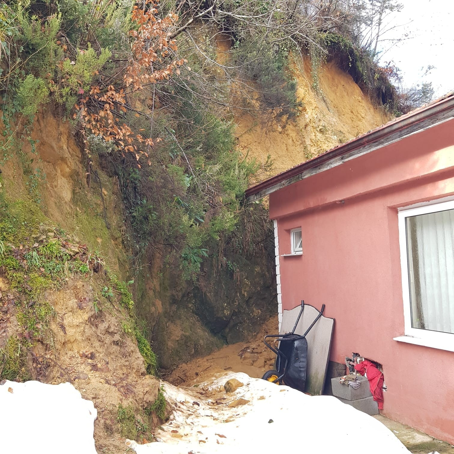 ZONGULDAK’TA ETKİLİ OLAN YOĞUN KAR YAĞIŞI NEDENİYLE 24 OCAK-10 ŞUBAT