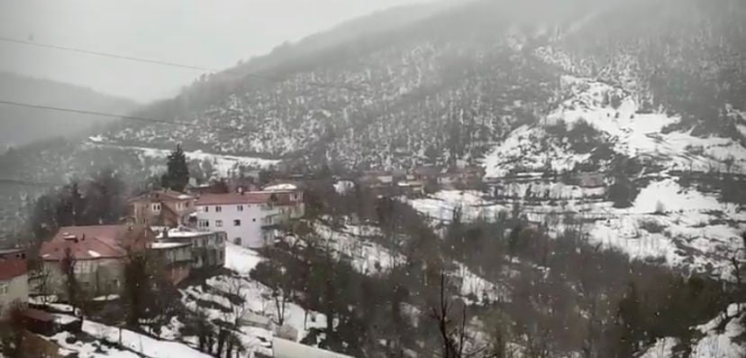 ZONGULDAK'TA YÜKSEK KESİMLERDE KAR YAĞIŞI ETKİSİNİ GÖSTERİYOR.
