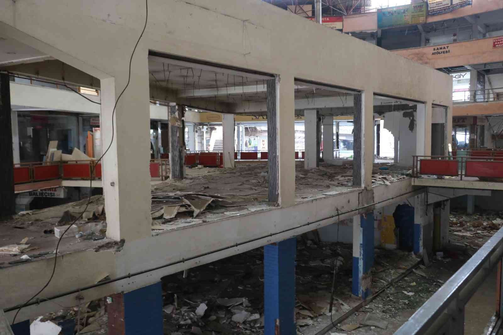 ZONGULDAK'TA 130 ESNAFIN BULUNDUĞU MERKEZ ÇARŞISI  İÇİN DEPERME DAYANIKSIZ