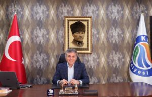 ZONGULDAK’IN EREĞLİ İLÇESİNE BAĞLI KANDİLLİ BELEDİYE BAŞKANI MUSTAFA AYDIN, BELDENİN