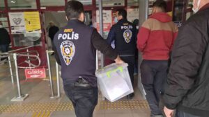 KARABÜK EMNİYET MÜDÜRLÜĞÜ EKİPLERİNCE YASA DIŞI BAHİS SORUŞTURMASI KAPSAMINDA DÜZENLENEN