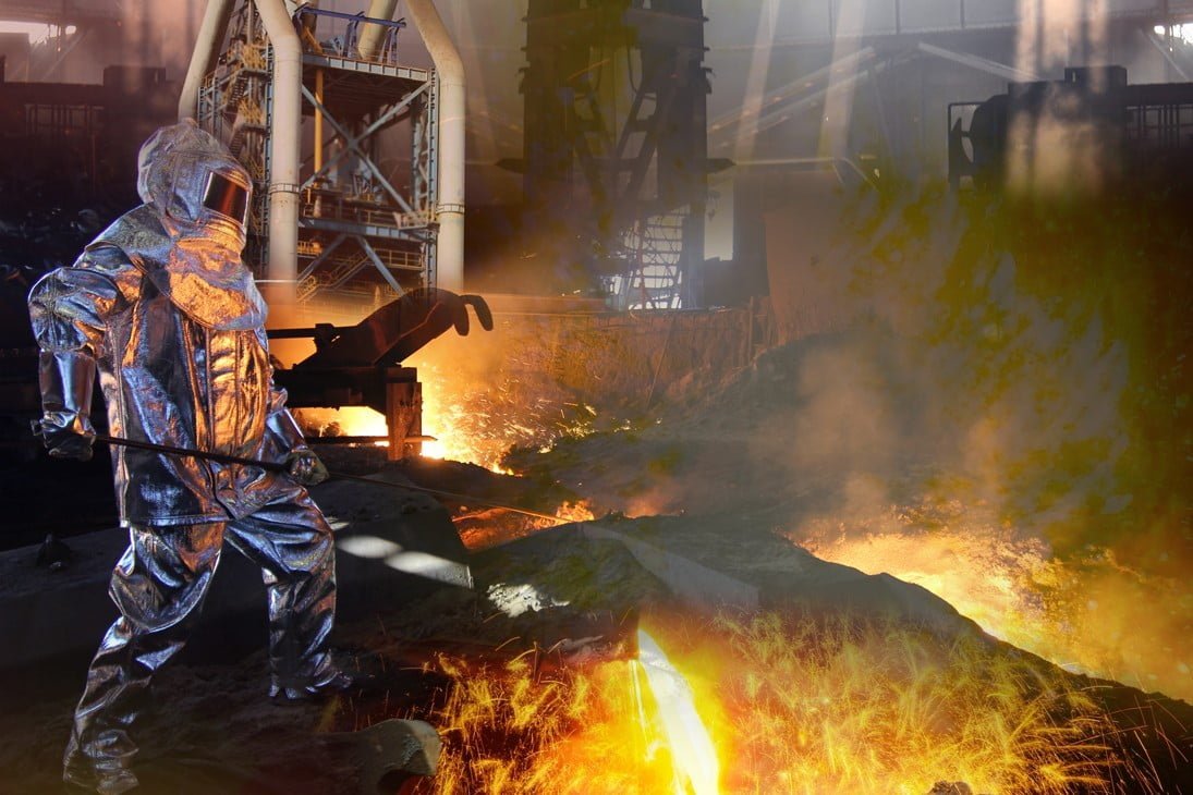 TÜRKİYE'NİN EN BÜYÜK SANAYİ KURULUŞLARINDAN BİRİ OLAN KARABÜK DEMİR VE