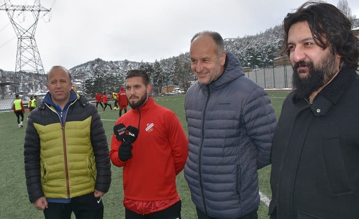 KASTAMONU 1. AMATÖR LİG KIRMIZI GRUP'TA ŞAMPİYONLUK MÜCADELESİ VEREN TOSYASPOR