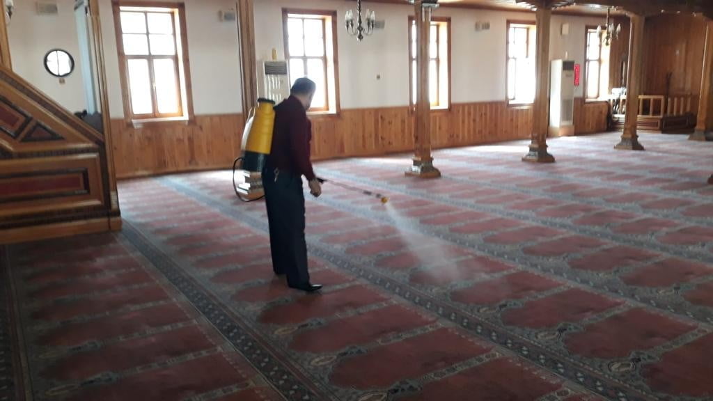 ZONGULDAK’IN ALAPLI İLÇESİNDE , RAMAZAN AYI HAZIRLIKLARI İÇİNDE CAMİLERİN TEMİZ