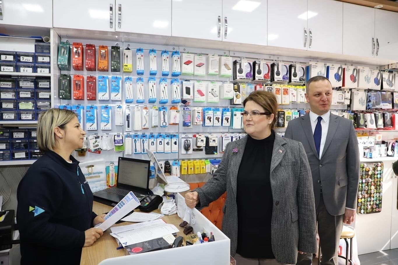 AİLE VE SOSYAL HİZMETLER BAKANI DERYA YANIK, ZONGULDAK ZİYARETİ ÇERÇEVESİNDE