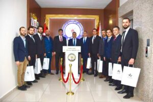 ZONGULDAK'TA OTOMOBİL HIRSIZLIĞININ FAİLLERİNİN YAKALANARAK TUTUKLANMASININ ARDINDAN ÖRNEK ÇALIŞMA SERGİLEYEN