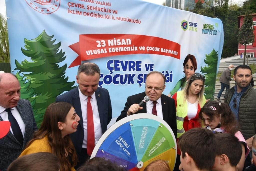 ZONGULDAK'TA ÇEVRE ŞEHİRCİLİK VE İKLİM DEĞİŞİKLİĞİ MÜDÜRLÜĞÜ TARAFINDAN 23 NİSAN