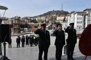 TÜRK POLİS TEŞKİLATININ 177.YIL DÖNÜMÜ TOSYA’DA TÖRENLE KUTLANDI