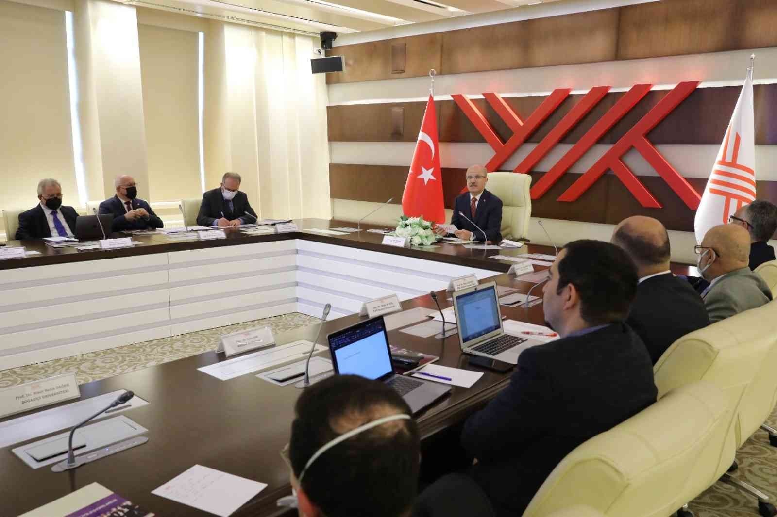 BARTIN ÜNİVERSİTESİ REKTÖRÜ PROF. DR. ORHAN UZUN, ÜNİVERSİTELERİN MATEMATİK, FİZİK,