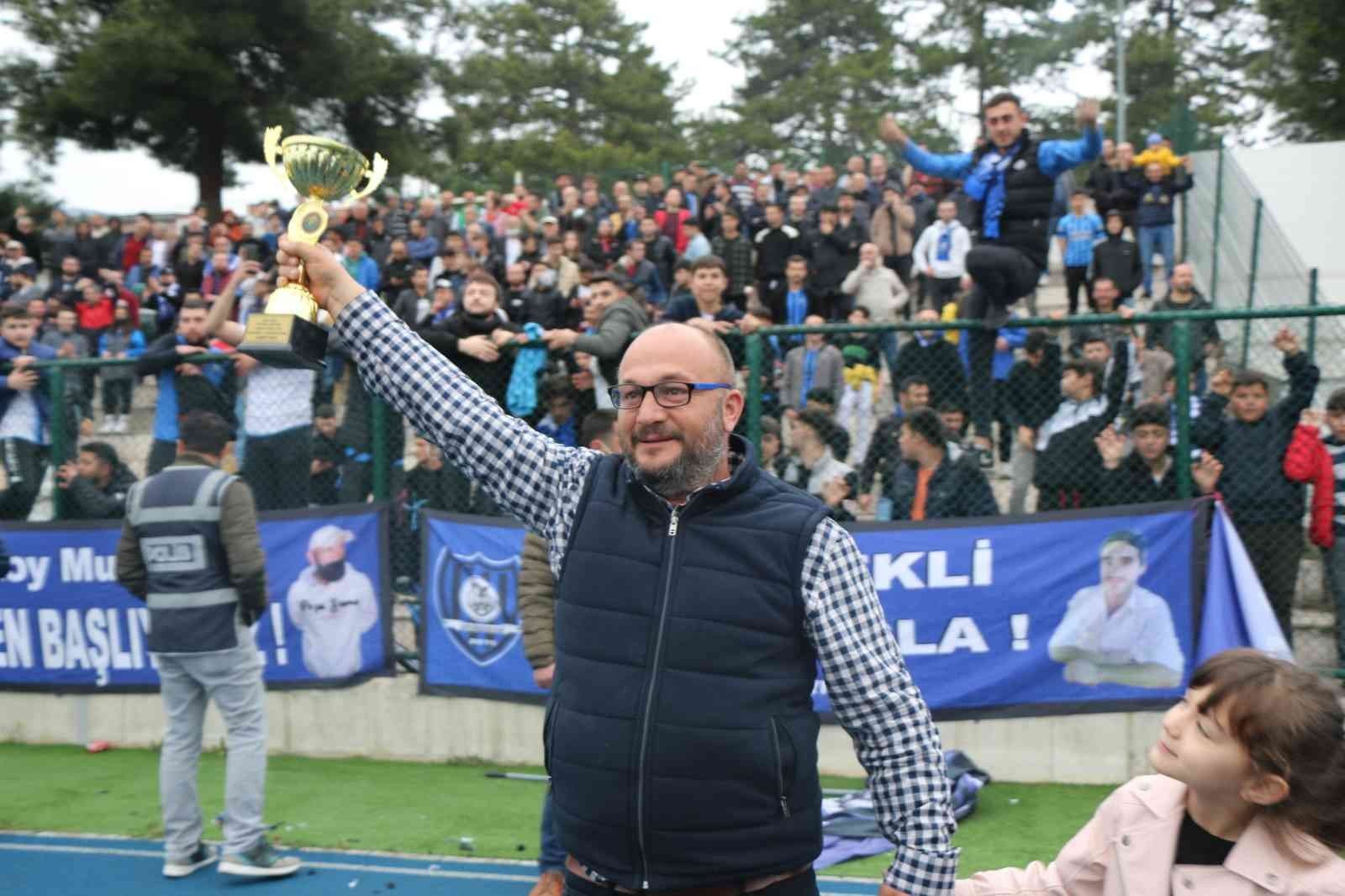 KARABÜK CENGİZ ÜNAL 1.AMATÖR LİGİ’NDE ŞAMPİYON OLARAK TAMAMLAYARAK BÖLGESEL AMATÖR