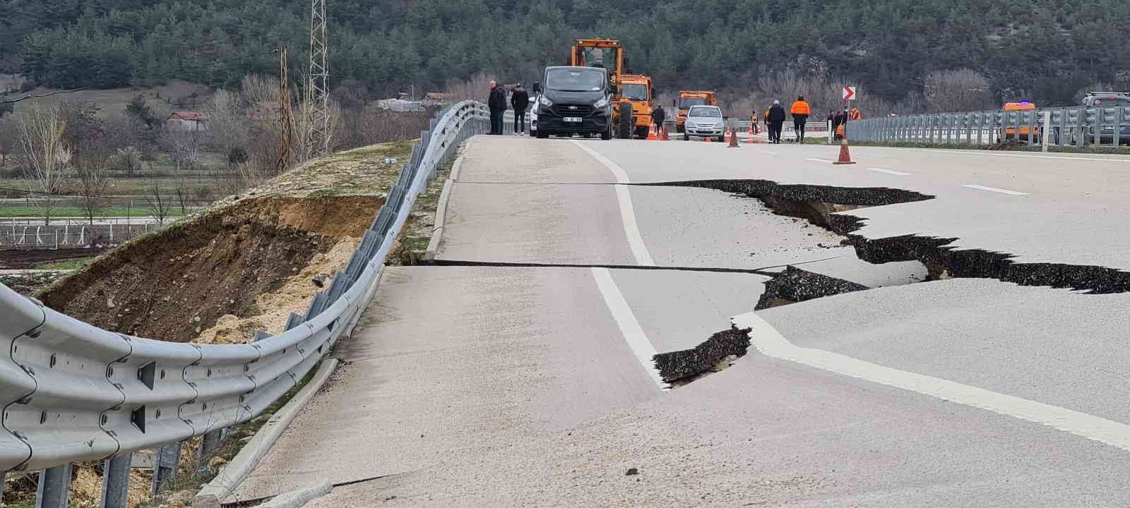 KASTAMONU’NUN ARAÇ İLÇESİNDE KAR SULARI VE KUVVETLİ SAĞANAK YAĞIŞ SONRASINDA