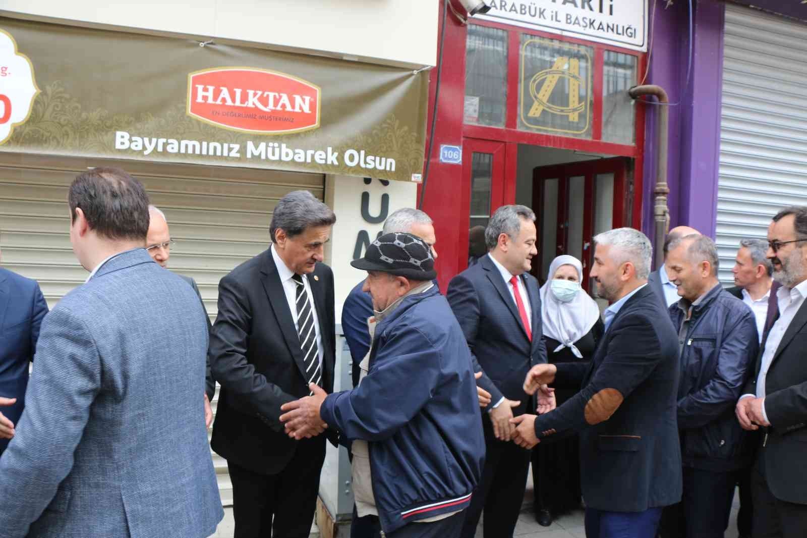 AK PARTİ KARABÜK İL BAŞKANLIĞI TARAFINDAN RAMAZAN BAYRAMI DOLAYISI İLE