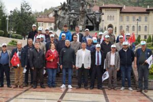KASTAMONU’DA 1 MAYIS EMEK VE  DAYANIŞMA GÜNÜ’NDE HAK-İŞ KONFEDERASYONU