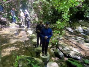 ZONGULDAK’TA PROTOKOL ÜYELERİ VE VATANDAŞLAR GENÇLİK HAFTASI NEDENİYLE HARMANKA’YA ŞELALERİNİ