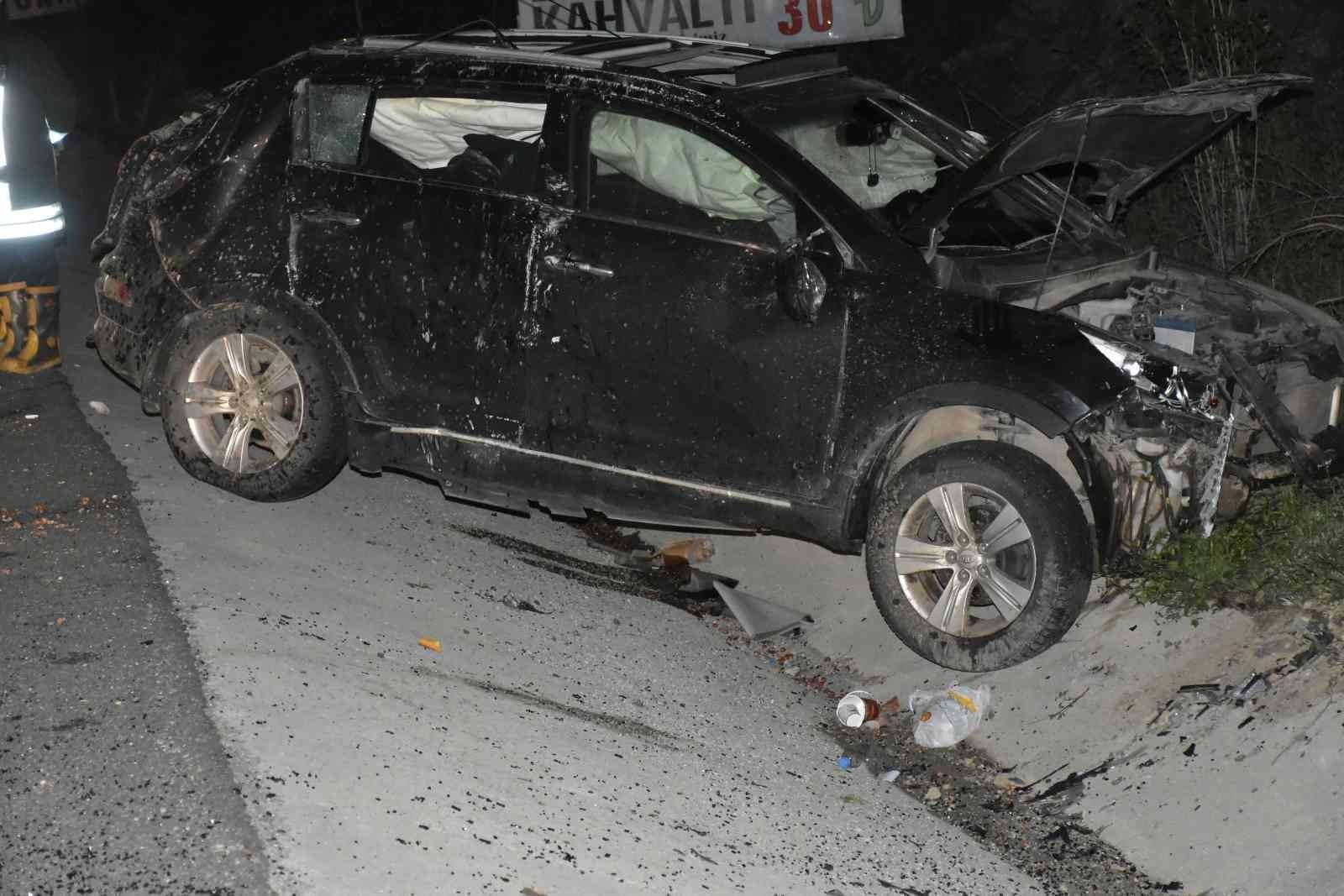 TOSYA D100’DE TRAFİK KAZASI 2 YARALI