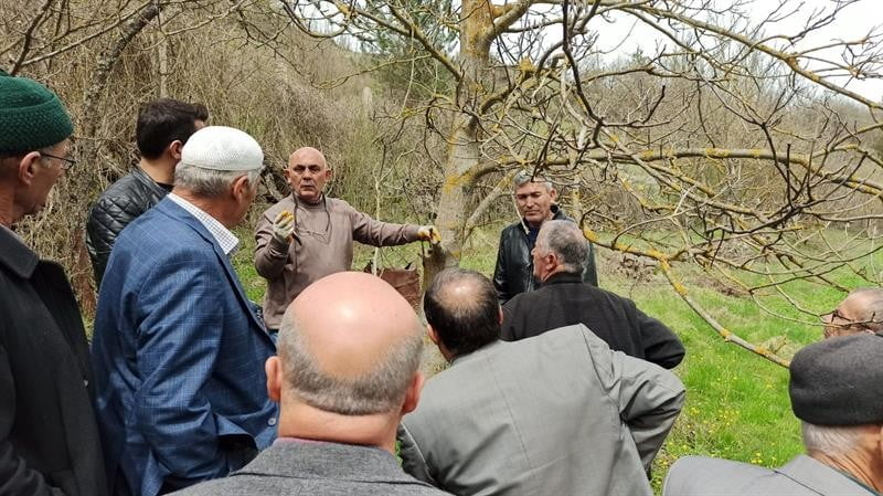 Kastamonu’da üreticilere ’meyve ağaçlarında budama ve aşılama’ eğitimi verildi KASTAMONU İL TARIM VE ORMAN MÜDÜRLÜĞÜ İLE DEVREKANİ İLÇE TARIM