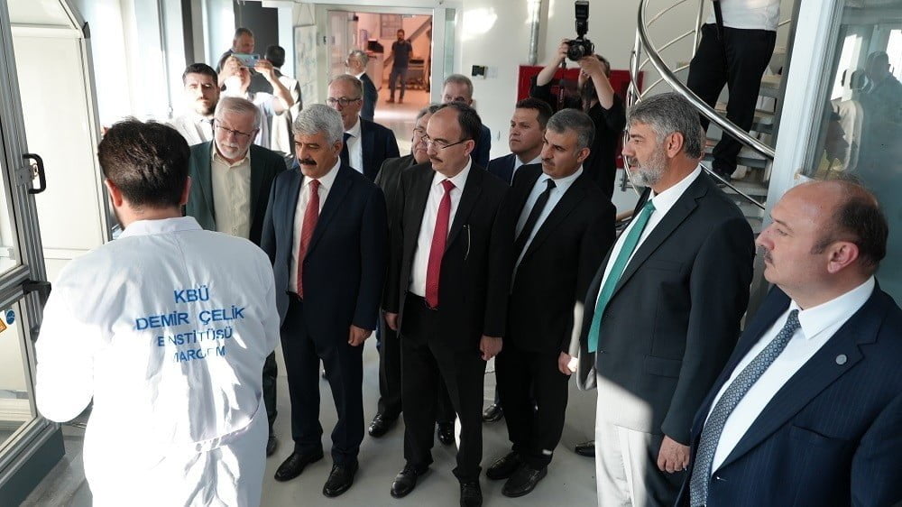 Rektör Uzun, Batı Karadeniz Üniversiteler Birliği Toplantısına katıldı BARTIN ÜNİVERSİTESİ (BARÜ) REKTÖRÜ PROF. DR. ORHAN UZUN, KARABÜK ÜNİVERSİTESİNİN
