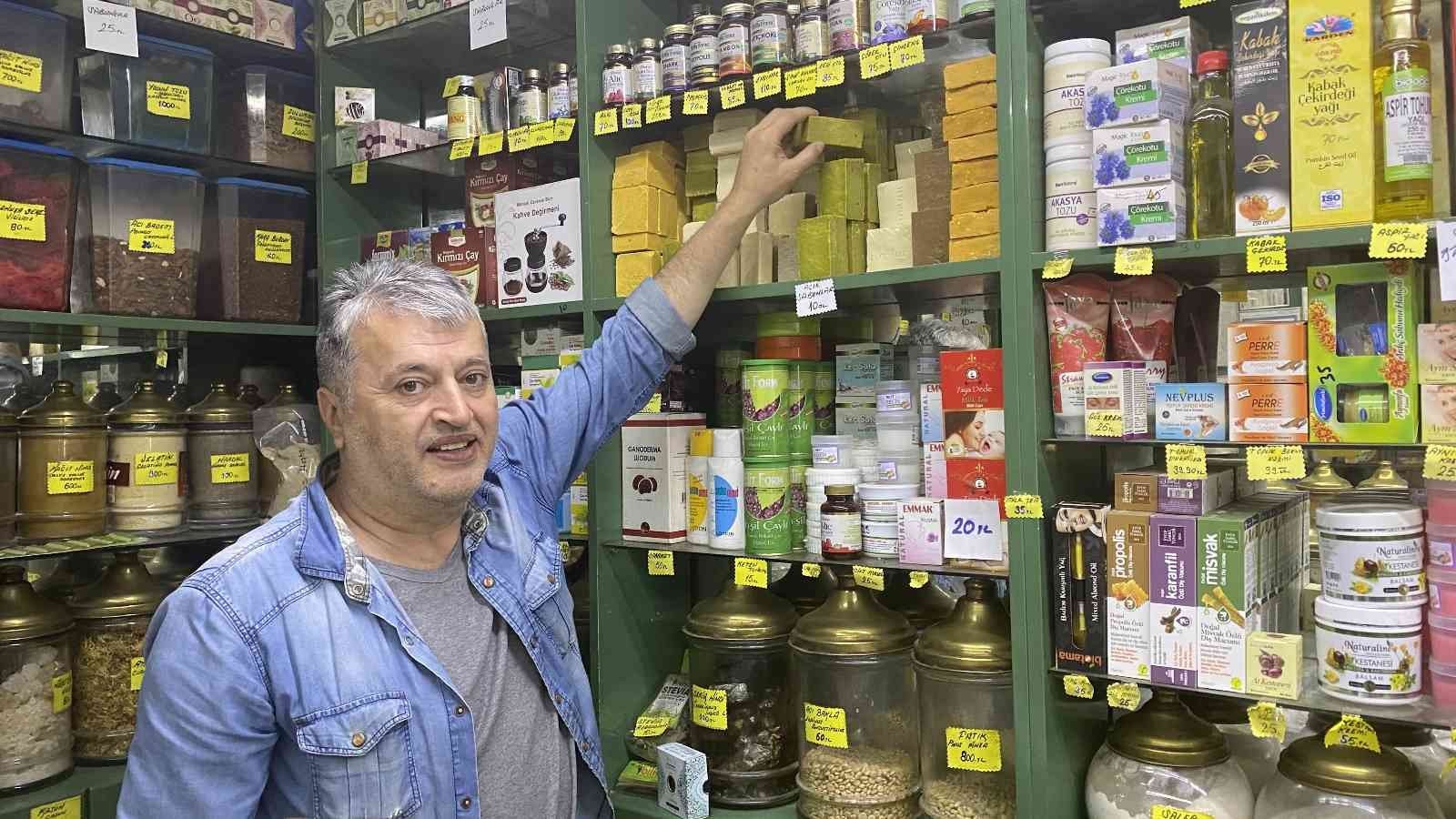 ZONGULDAK’TA ALERJİ VE UYUZ HASTALIĞININ ARTMASININ ARDINDAN VATANDAŞLAR AKTARLARDA ORGANİK
