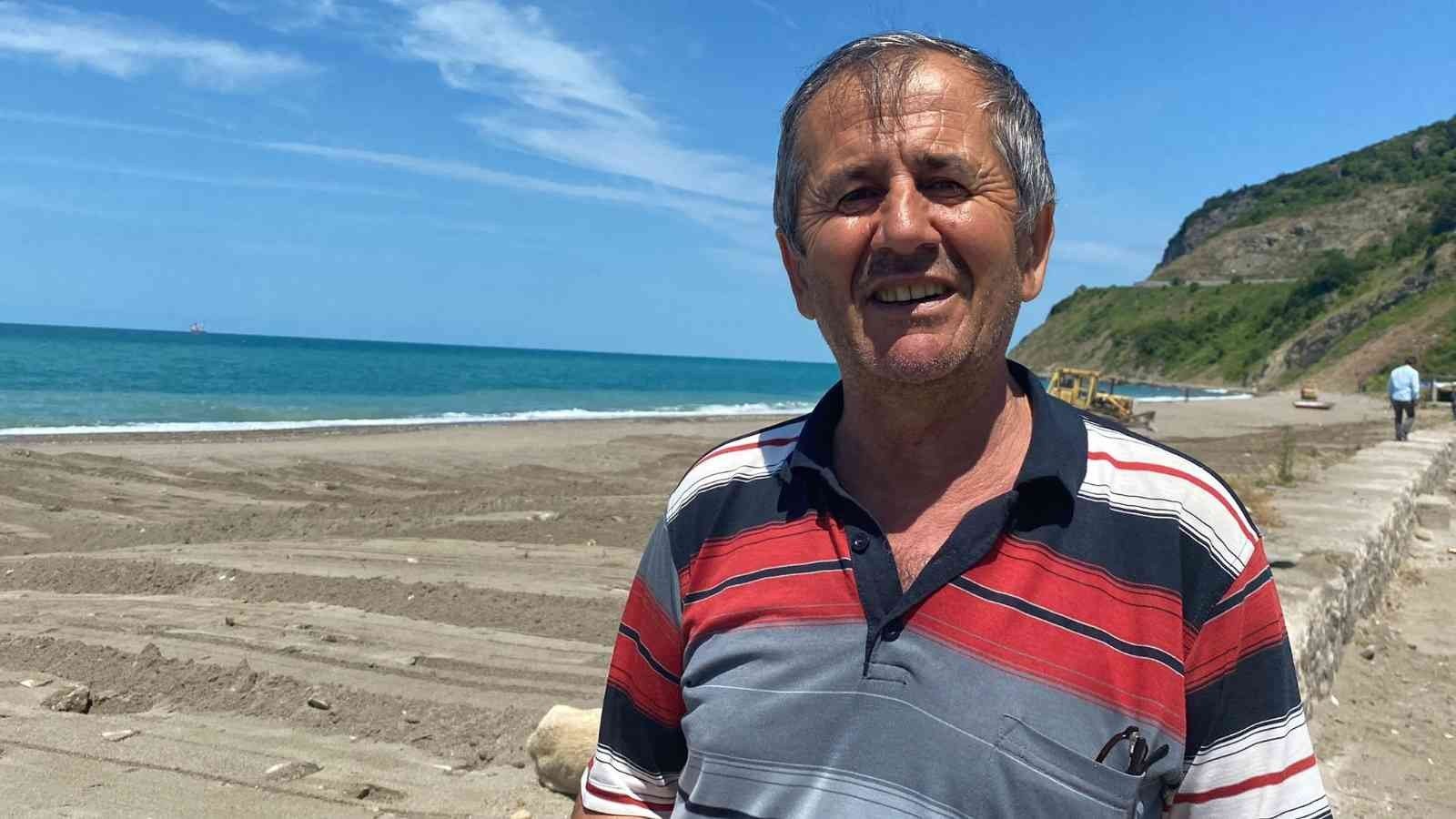 ZONGULDAK'IN MERKEZ İLÇEYE BAĞLI GÖBÜ KÖYÜ SAHİLİNDE YAZ SEZONU ÖNCESİ