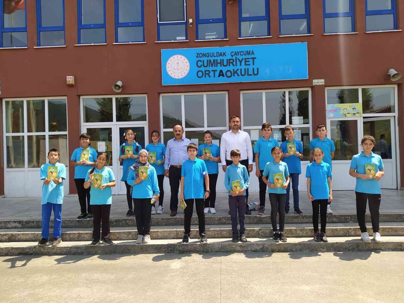 ZONGULDAK’IN ÇAYCUMA İLÇESİNDE BULUNAN CUMHURİYET ORTAOKULU 6. SINIF ÖĞRENCİLERİ "HEP